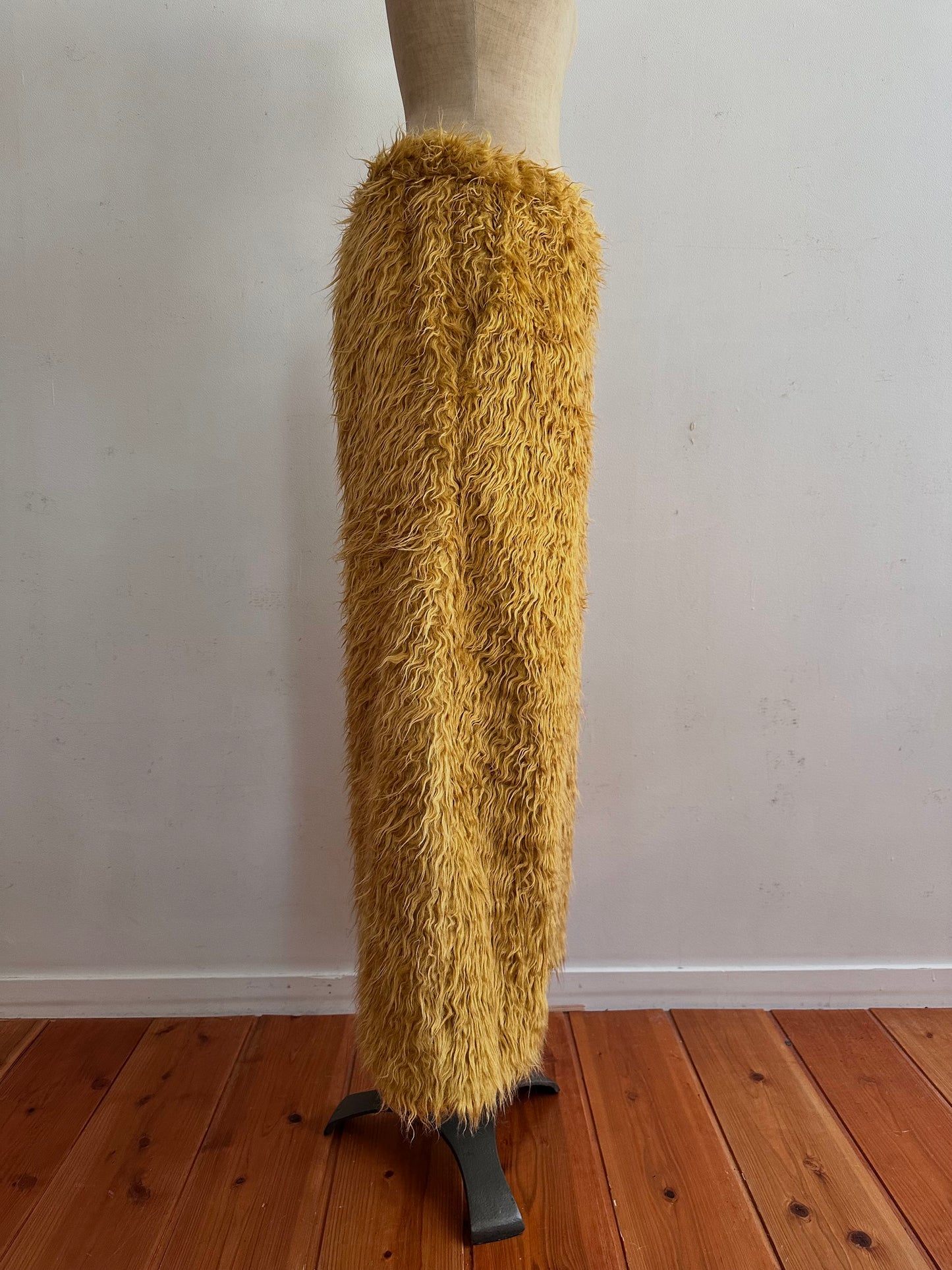 old fur wide pants / mustard