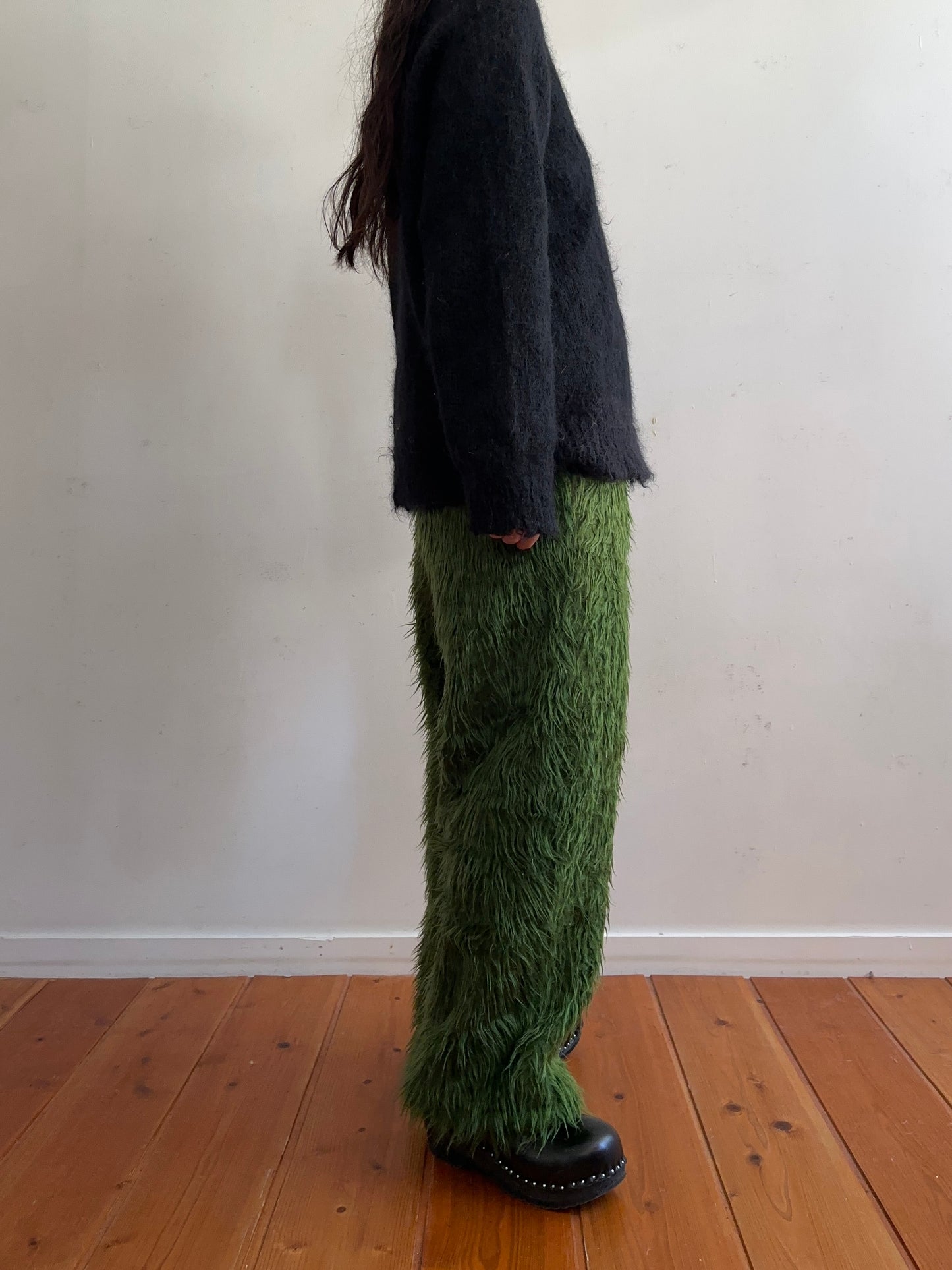 old fur pants / green