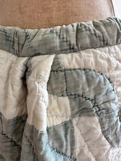 old quilt tuck short pants