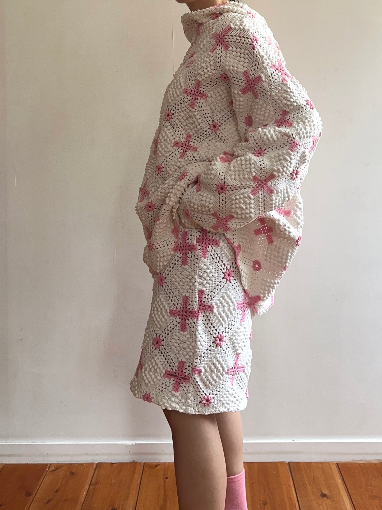 old crochet lace short pants