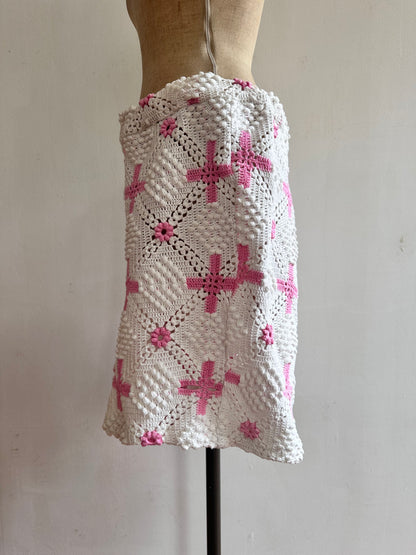 old crochet lace short pants