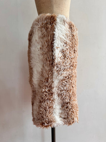 old fur short pants /gizmo