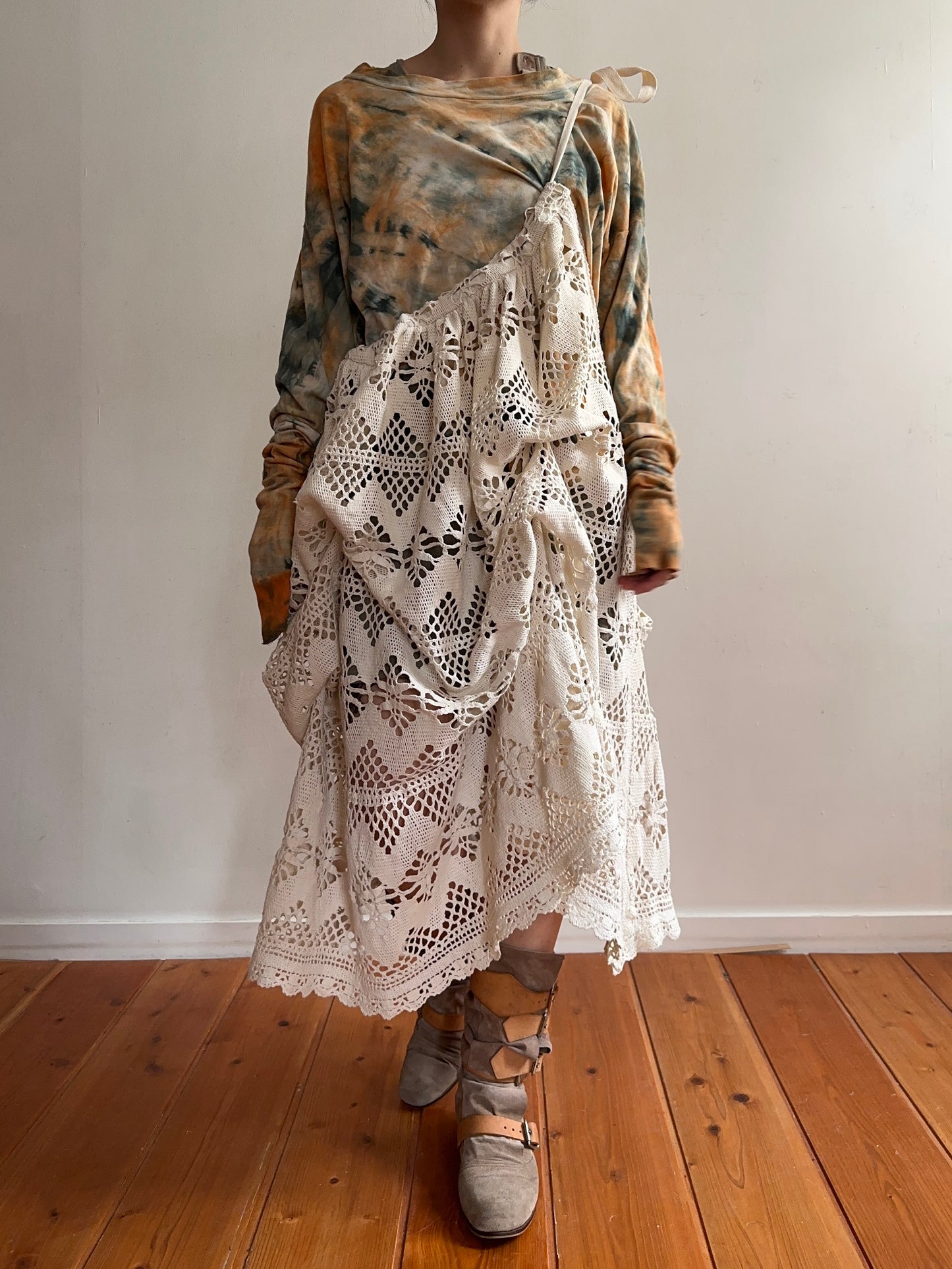 old crochet lace little change skirt