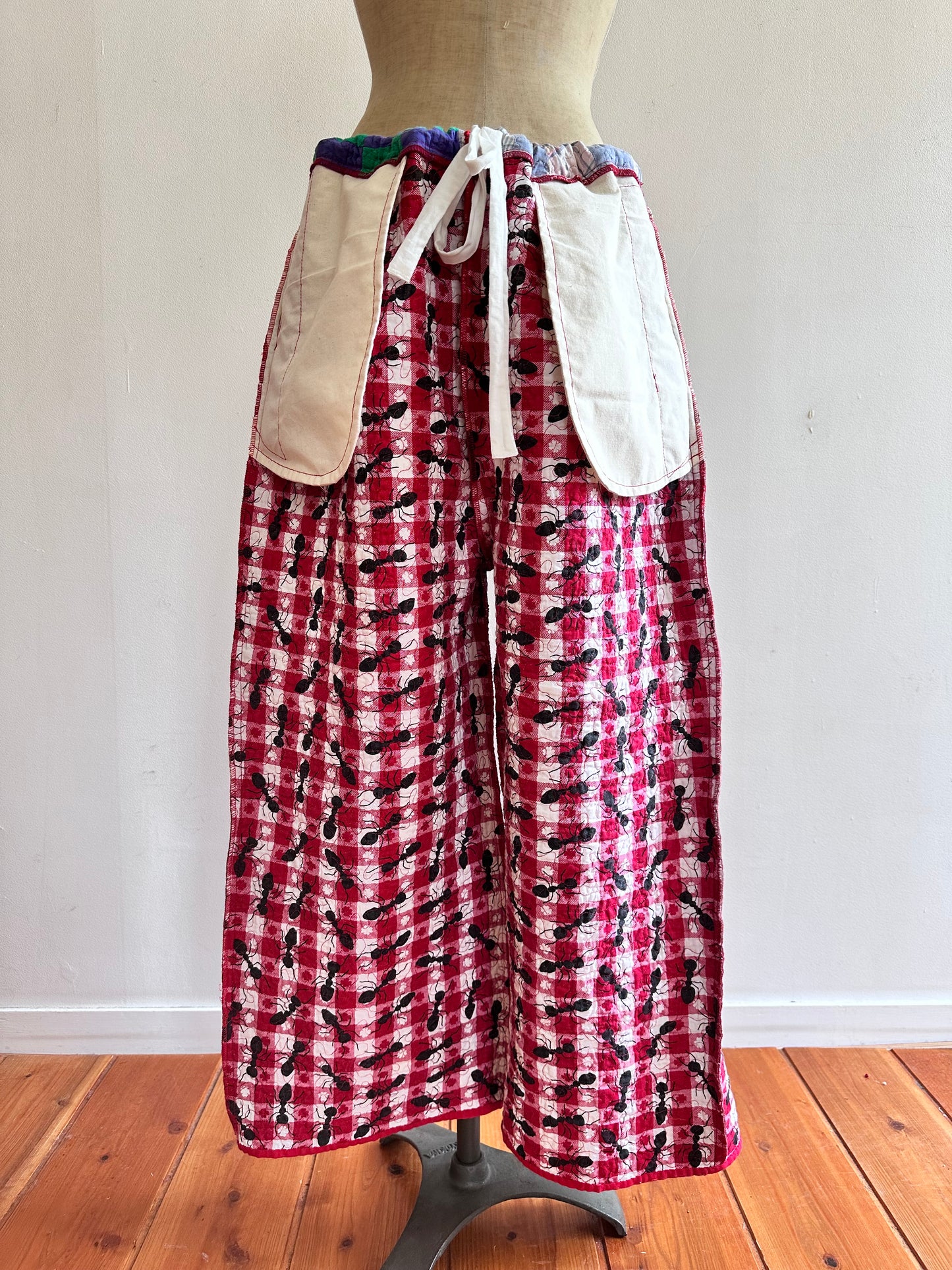 old quilt tuck wide pants