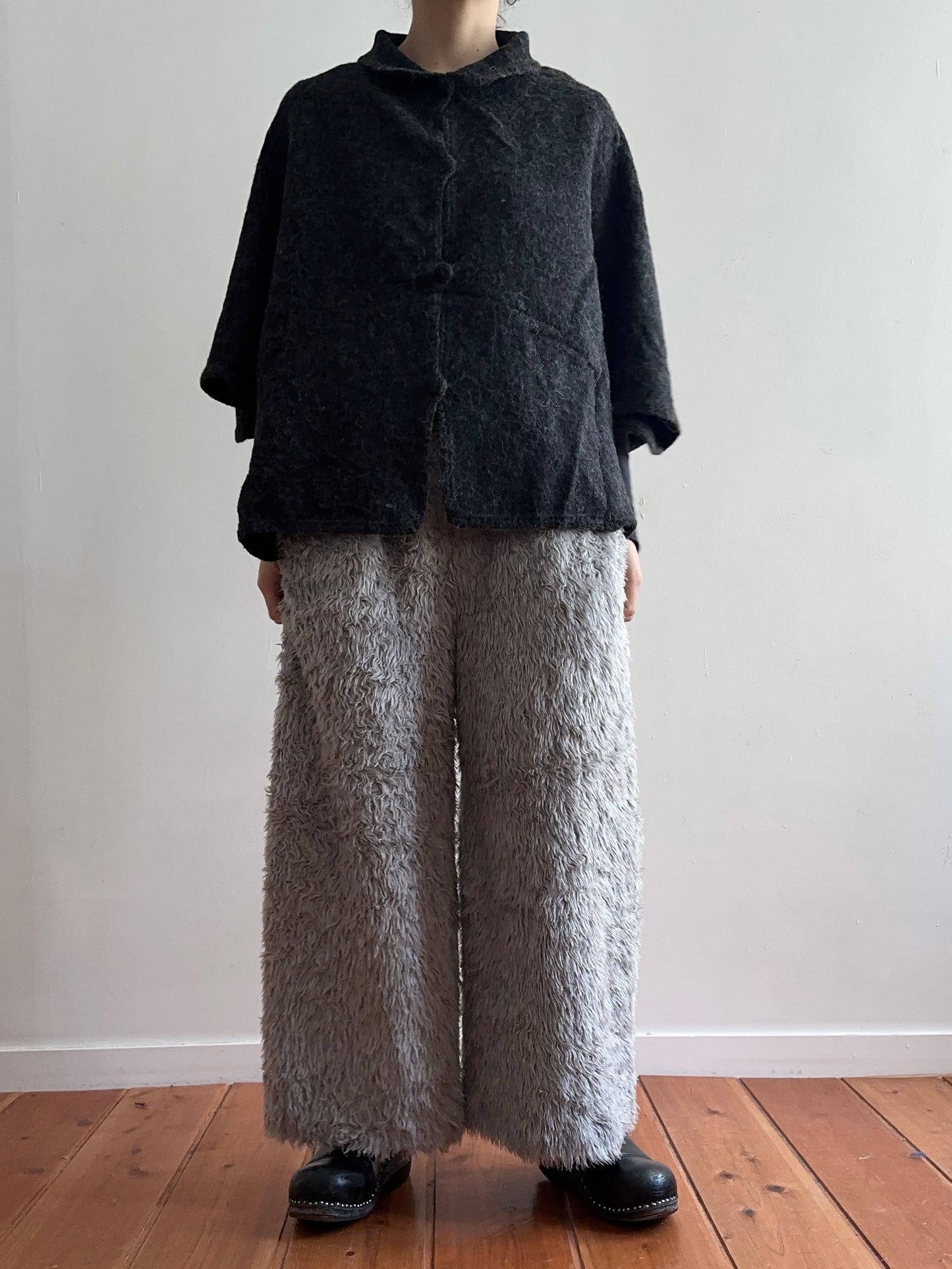 old fur wide pants / silver