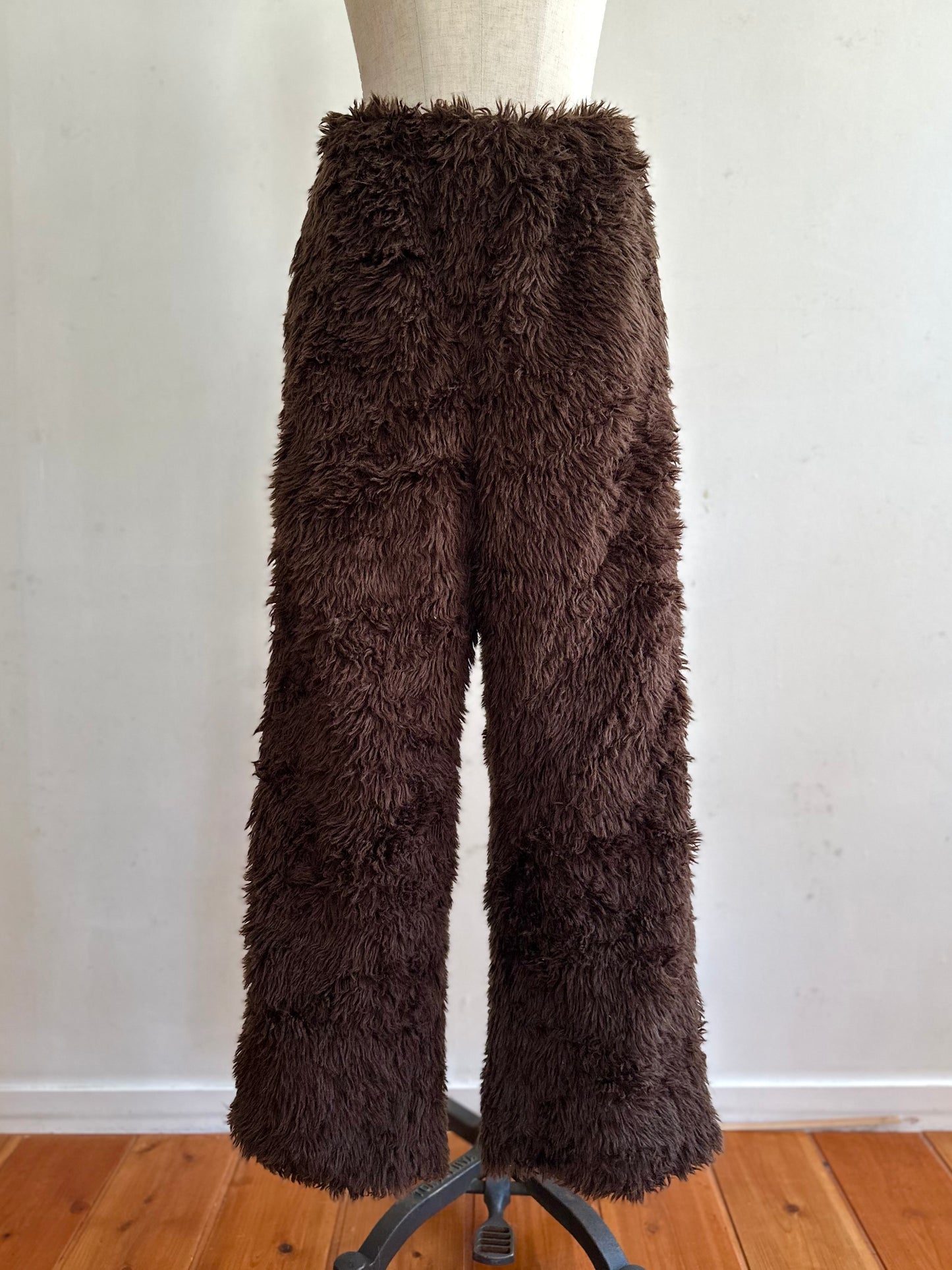 old fur pants / dark brown