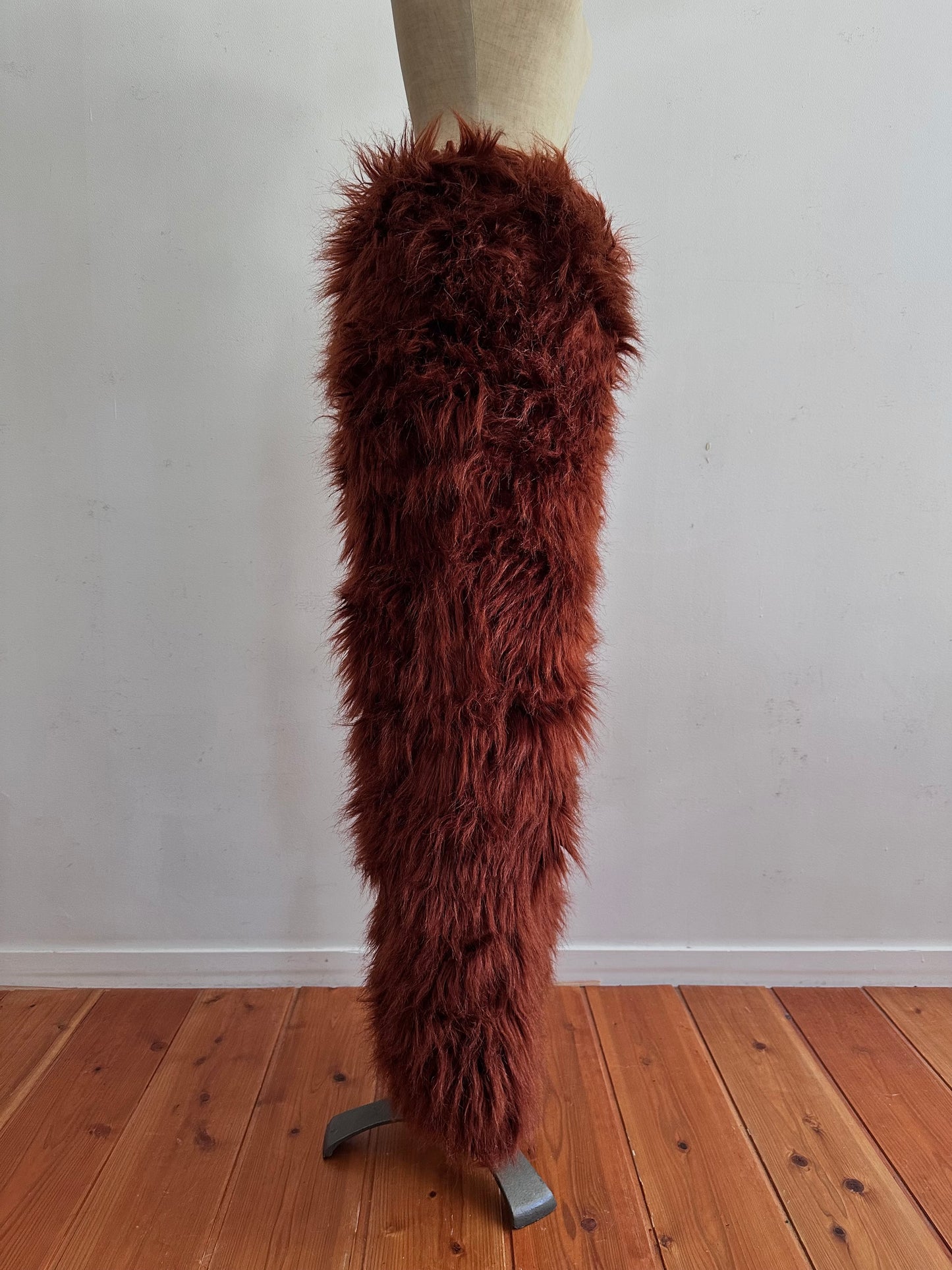 old fur pants / oran