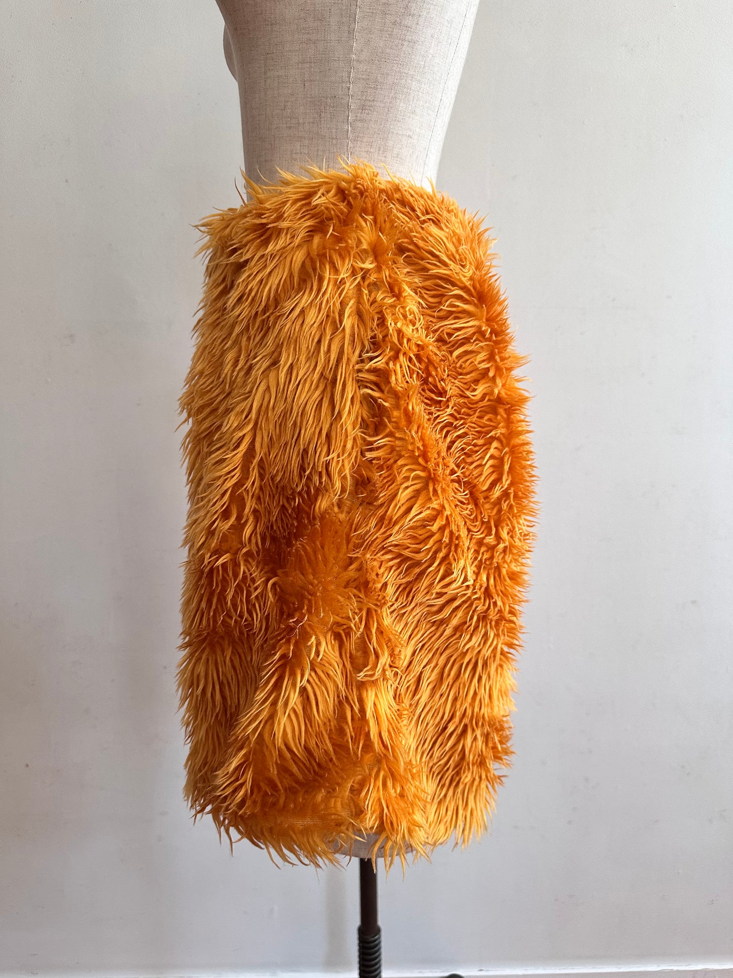 old fur short pants / marigold