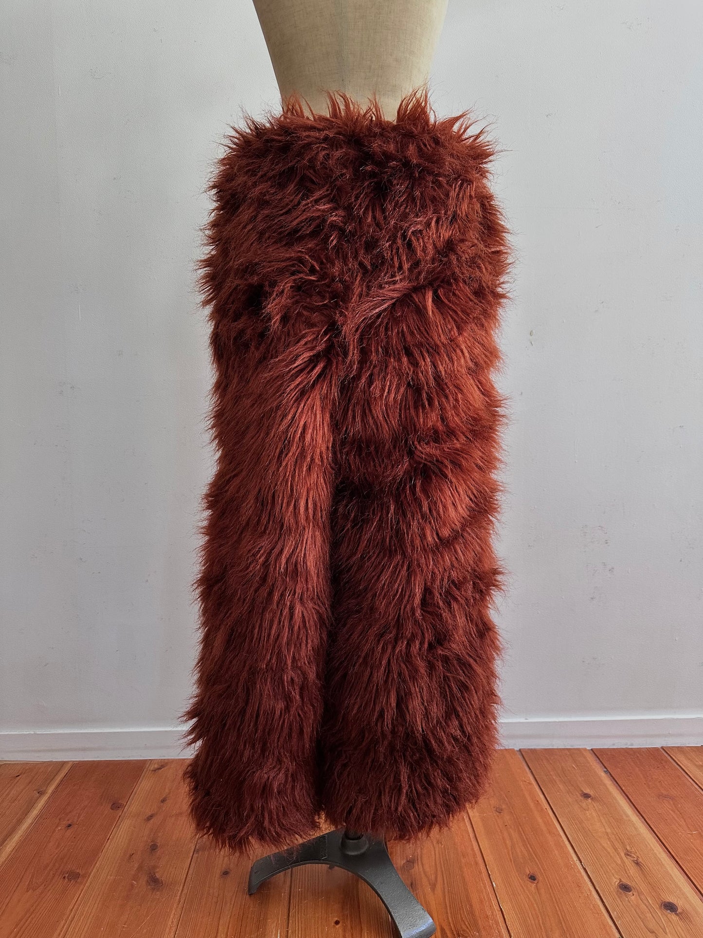 old fur pants / oran