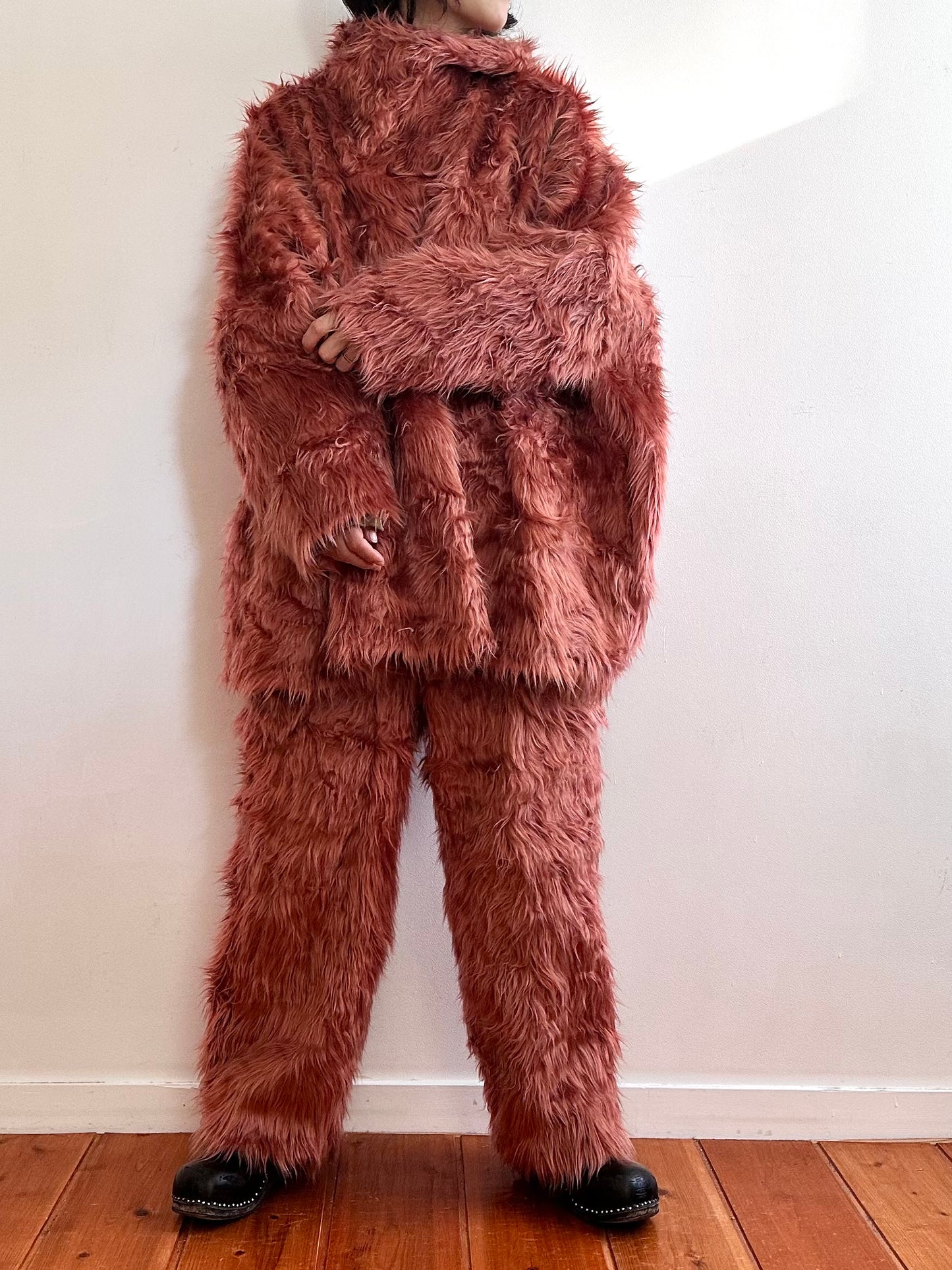 old fur pants / pink brown