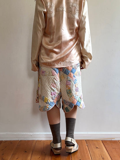 old quilt tuck short pants