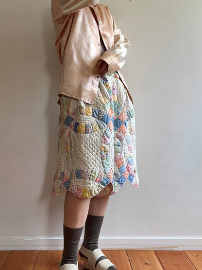 old quilt tuck short pants