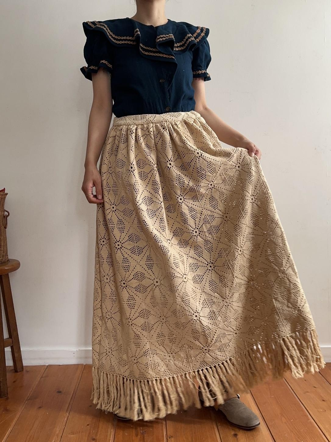 old lace gather skirt