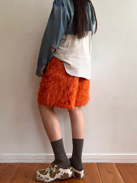 old fur short pants / orange