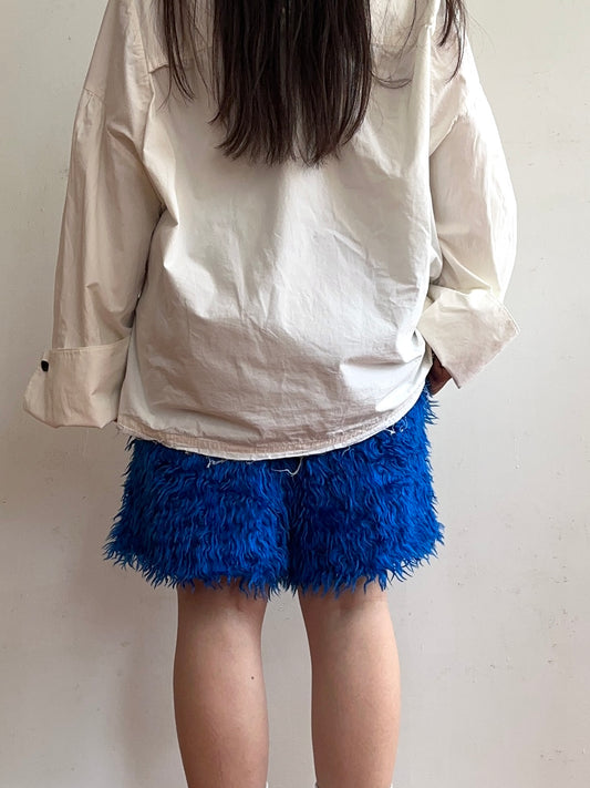 old fur short pants / blue
