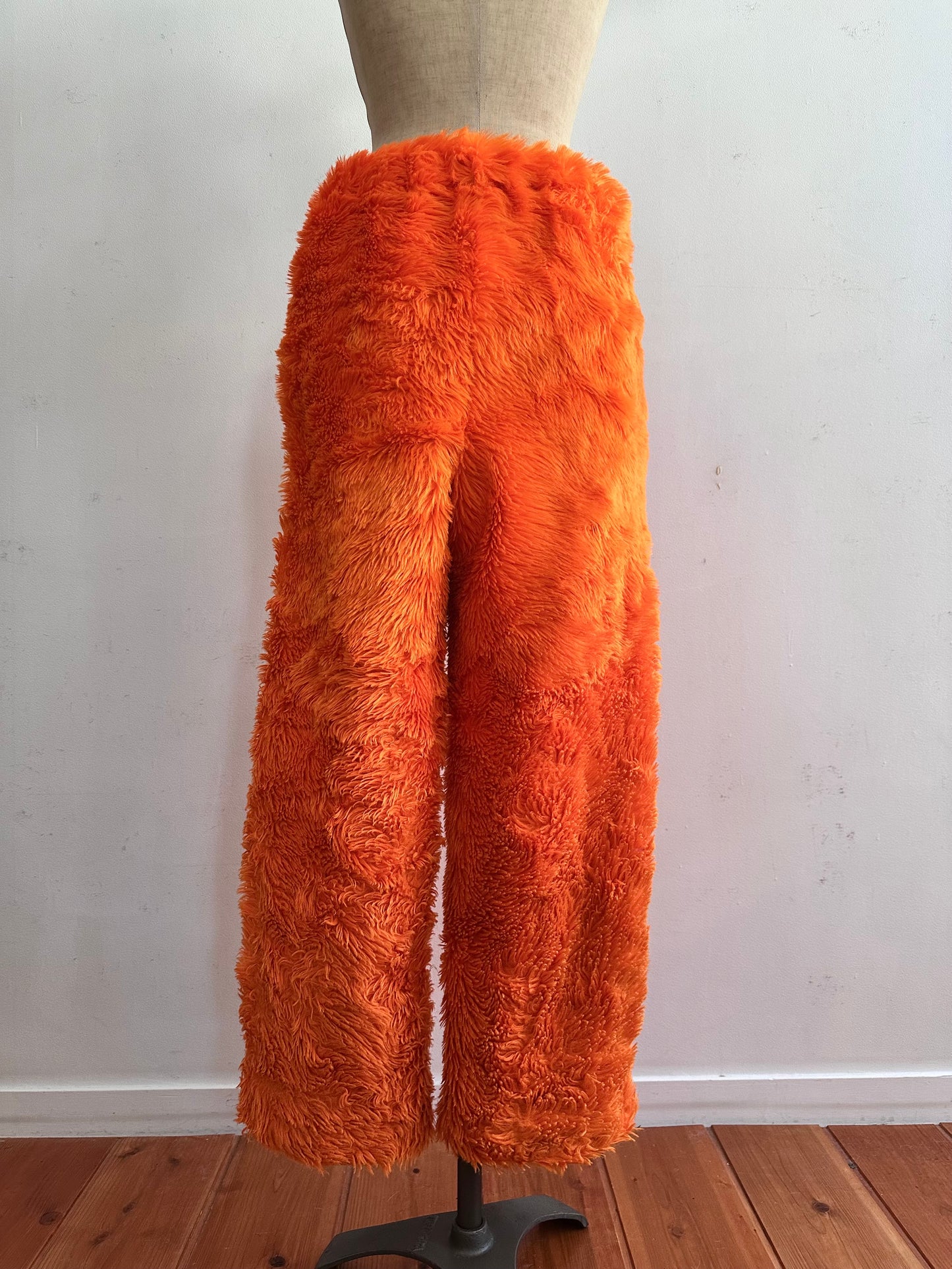 old fur pants /orange