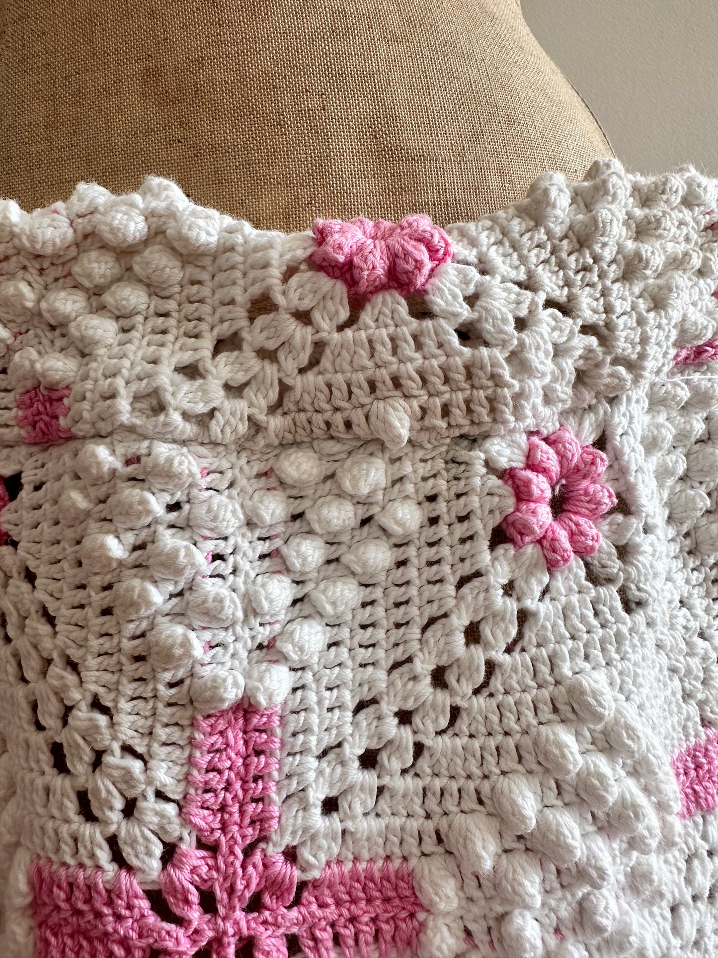 old crochet lace short pants