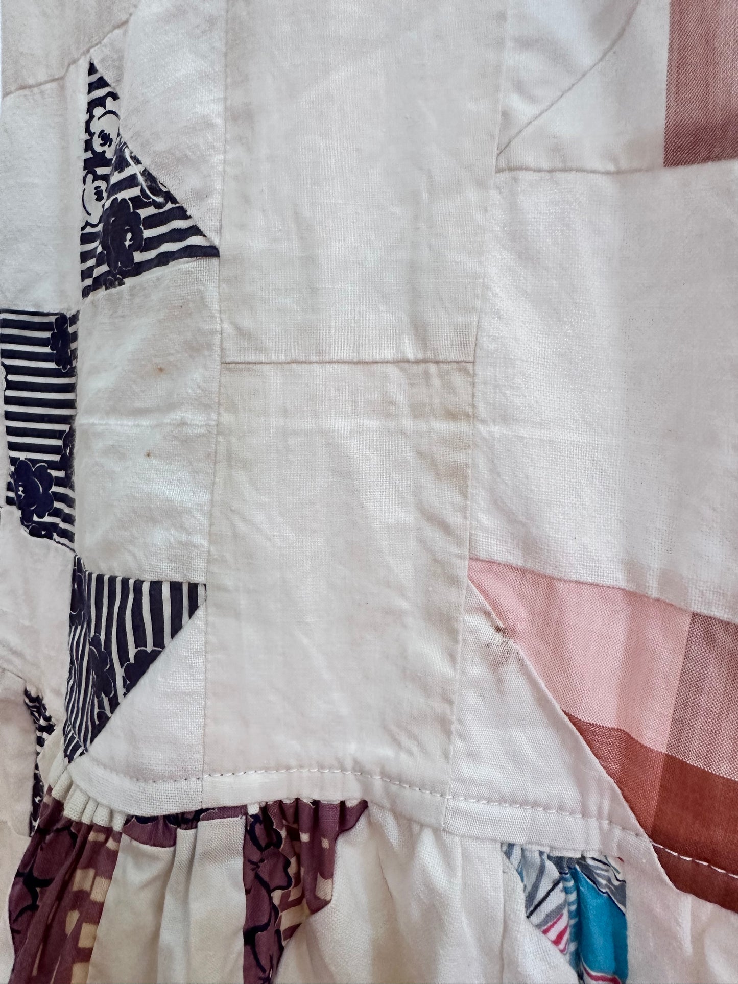 old quilt top frill dress / white