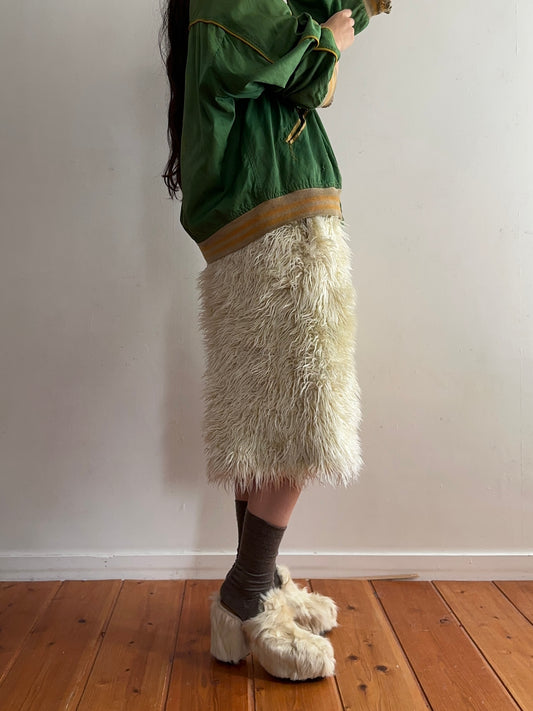 old fur half pants / polar bear