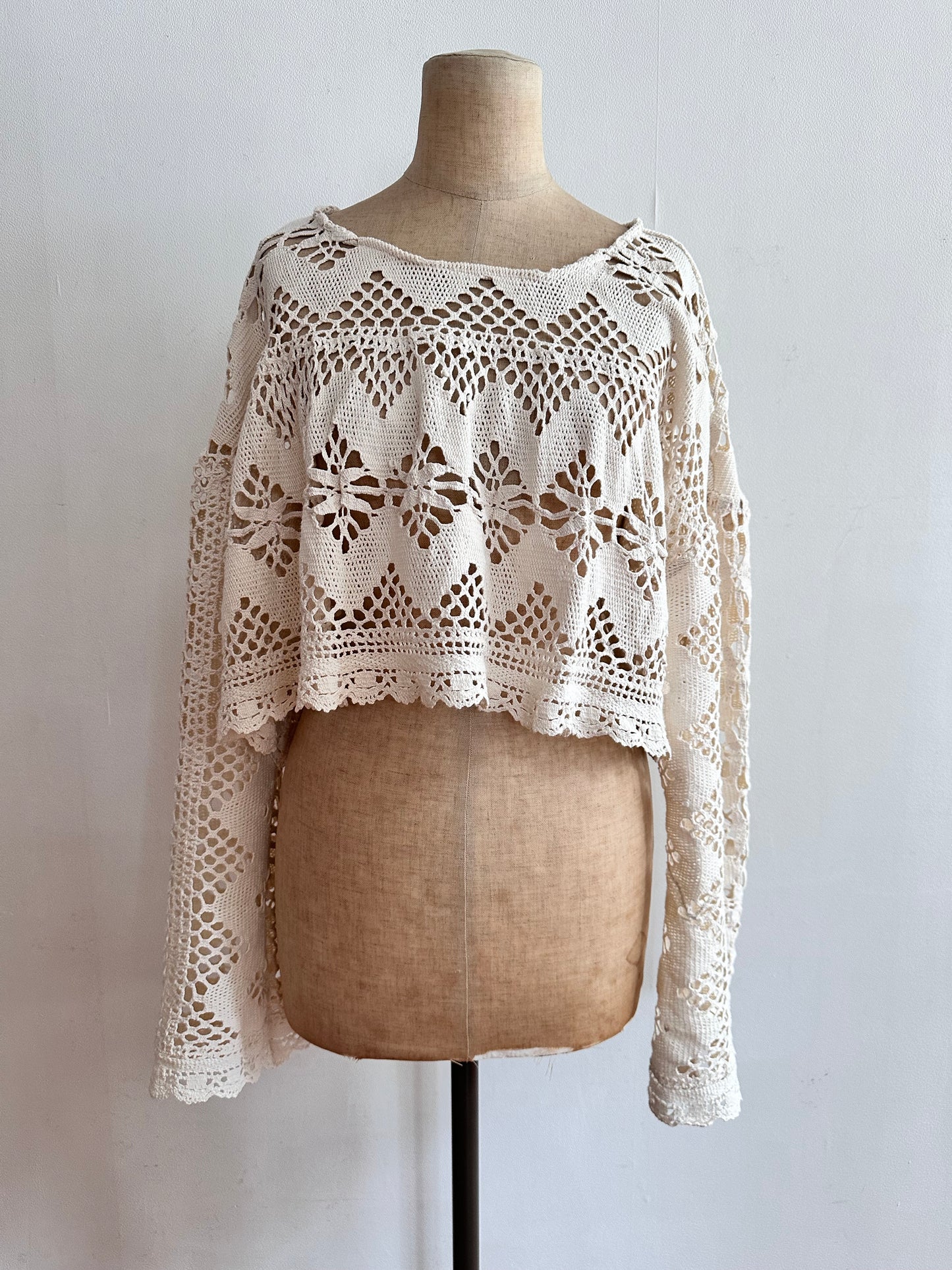 old crochet lace short tops