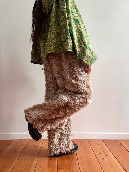 old fur pants / gizmo
