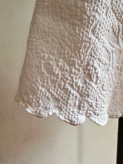 old fabric short pants