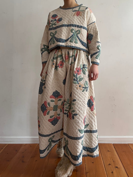 old quilt many tuck pants