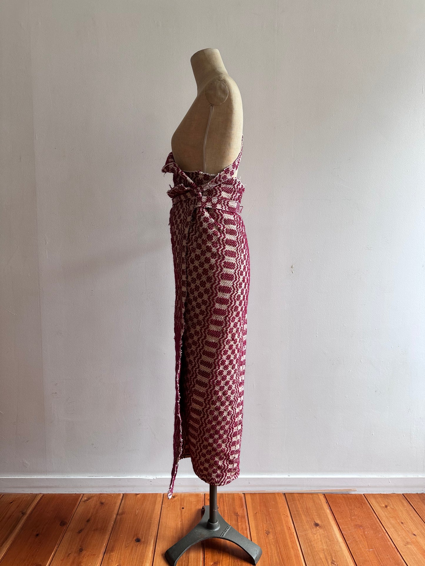 old coverlet wrap long skirt / bordeaux