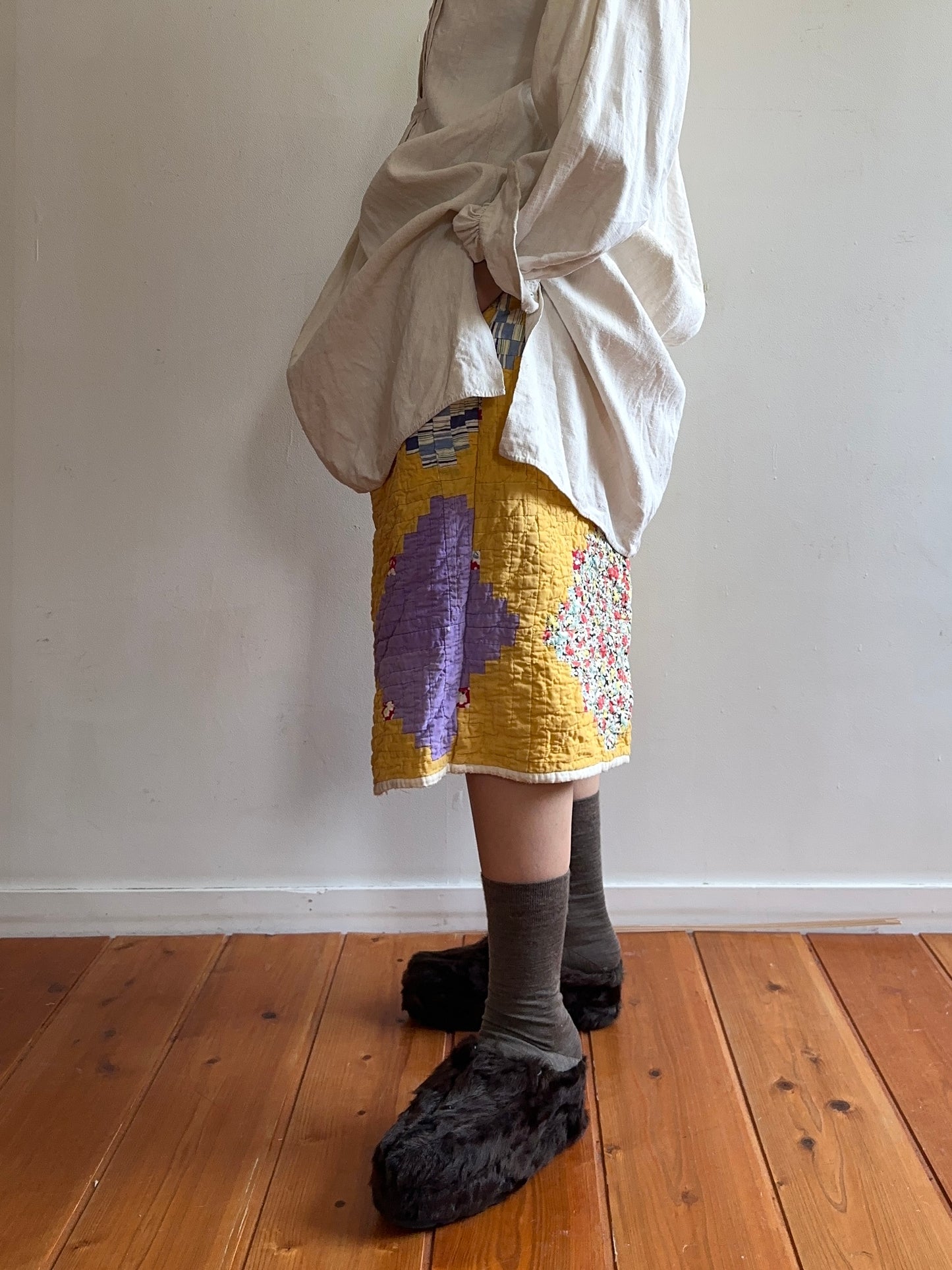 old quilt tuck short pants