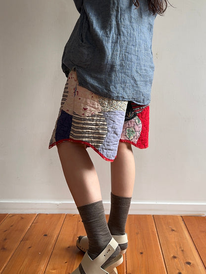antique quilt short pants