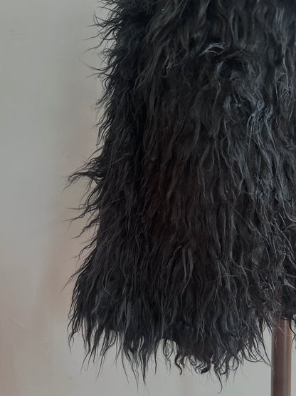 old fur half pants / black