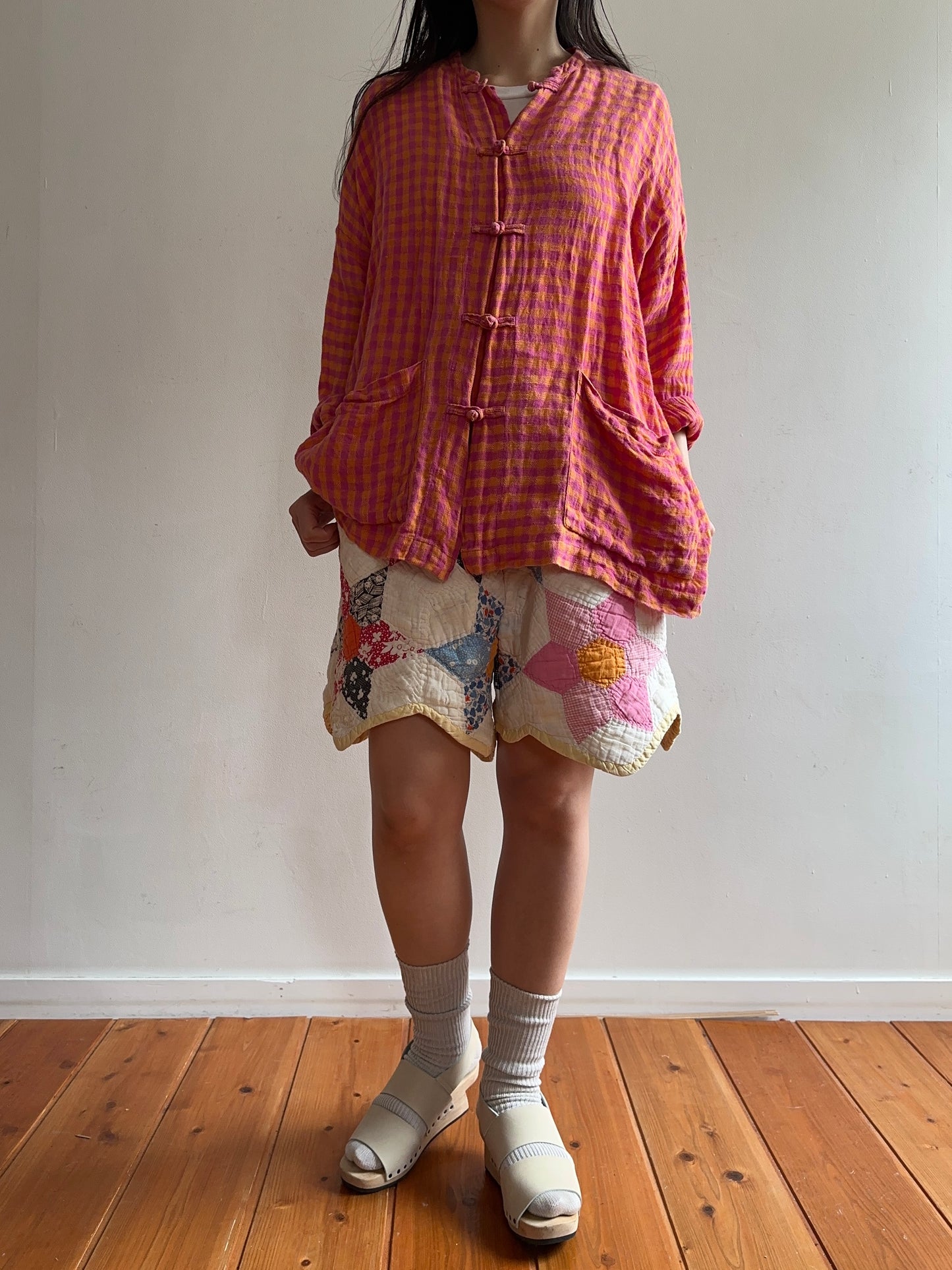 old quilt short pants