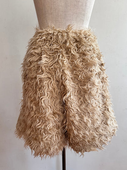 old fur short pants / ivory