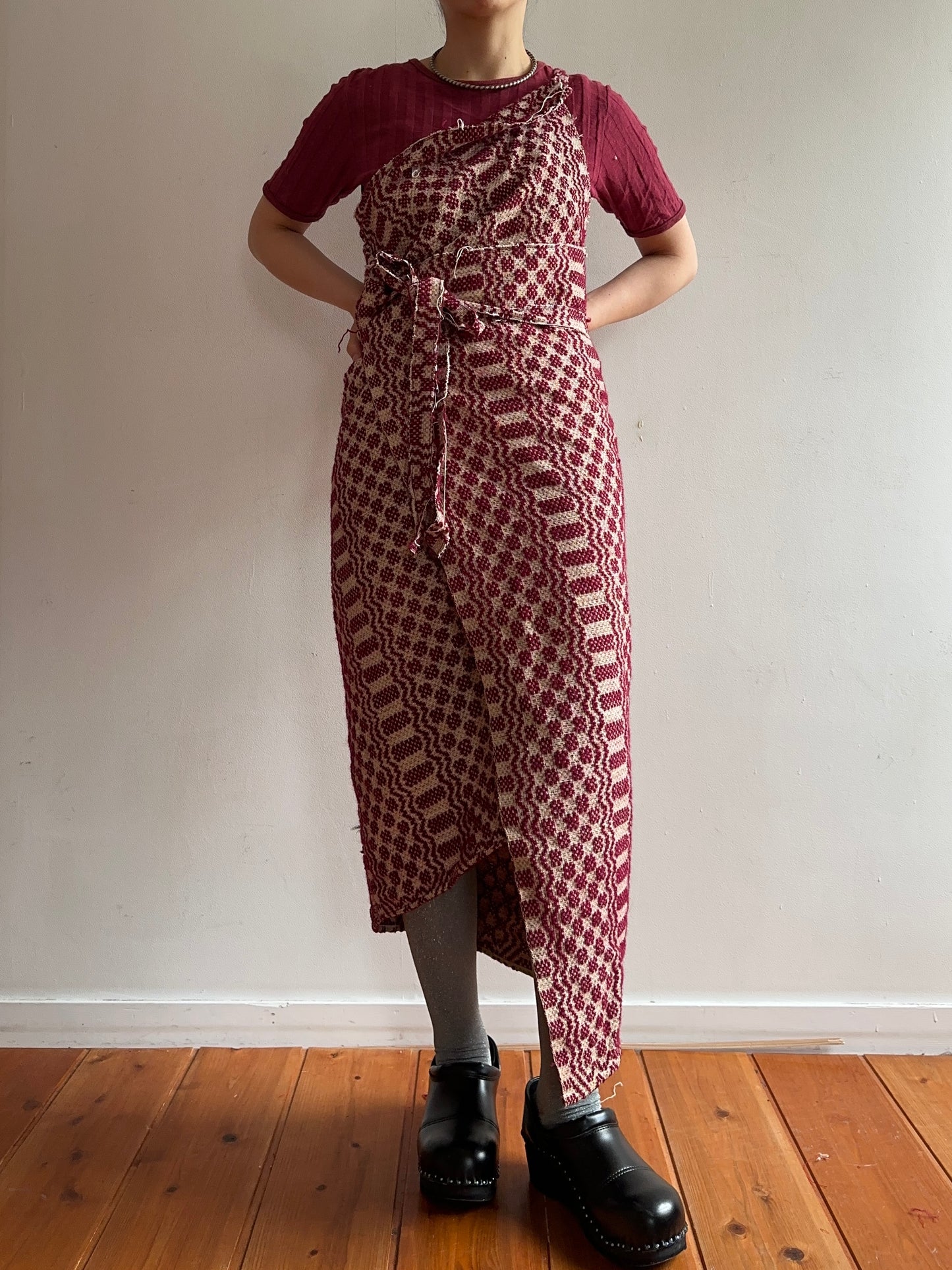 old coverlet wrap long skirt / bordeaux
