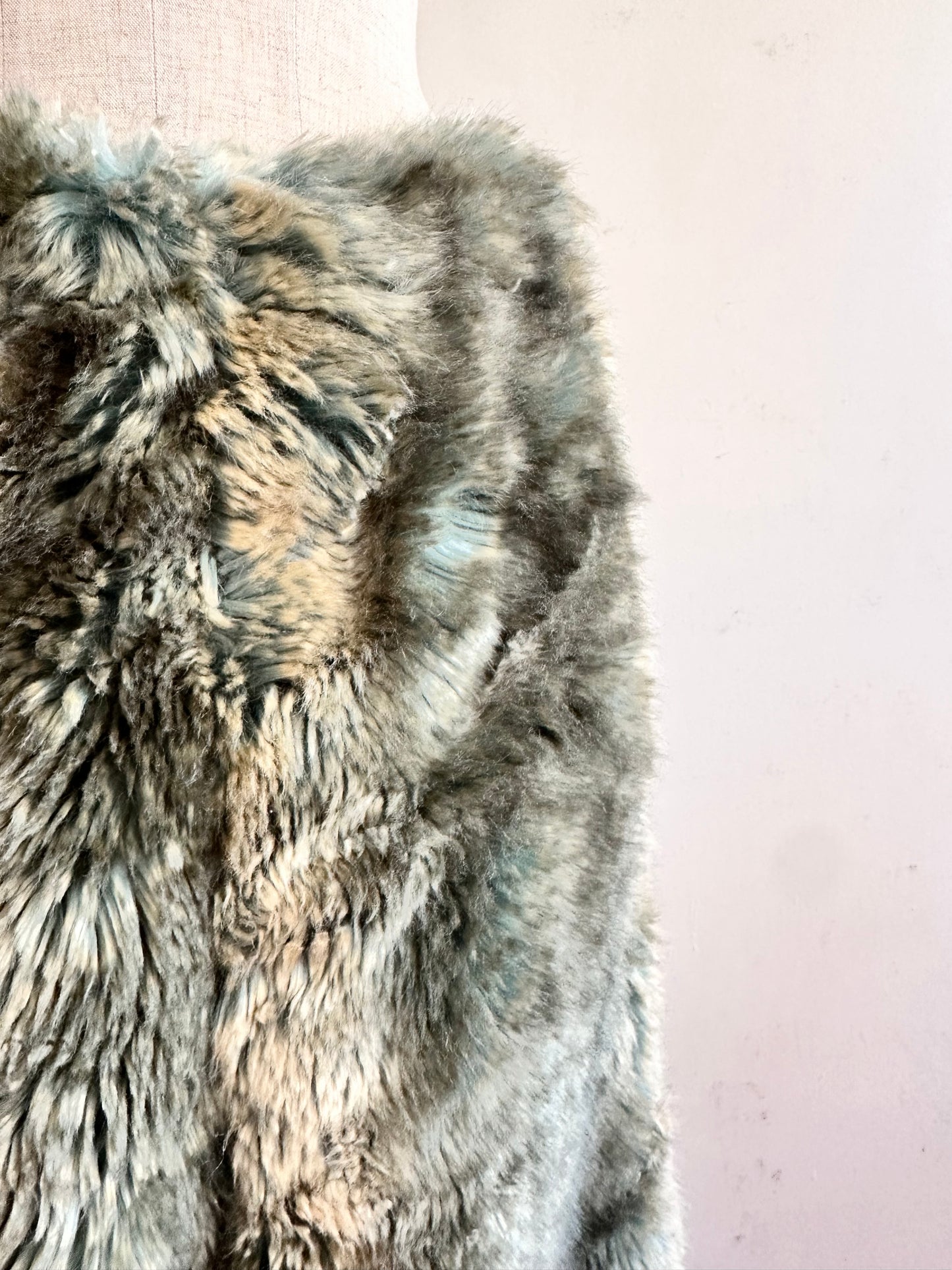 old fur pants / silver×grayish brown