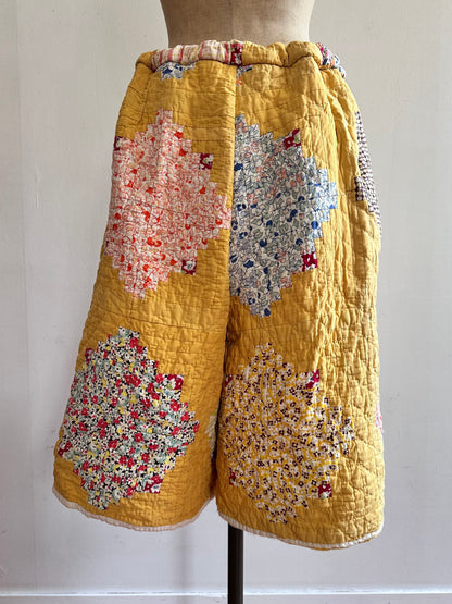 old quilt tuck short pants