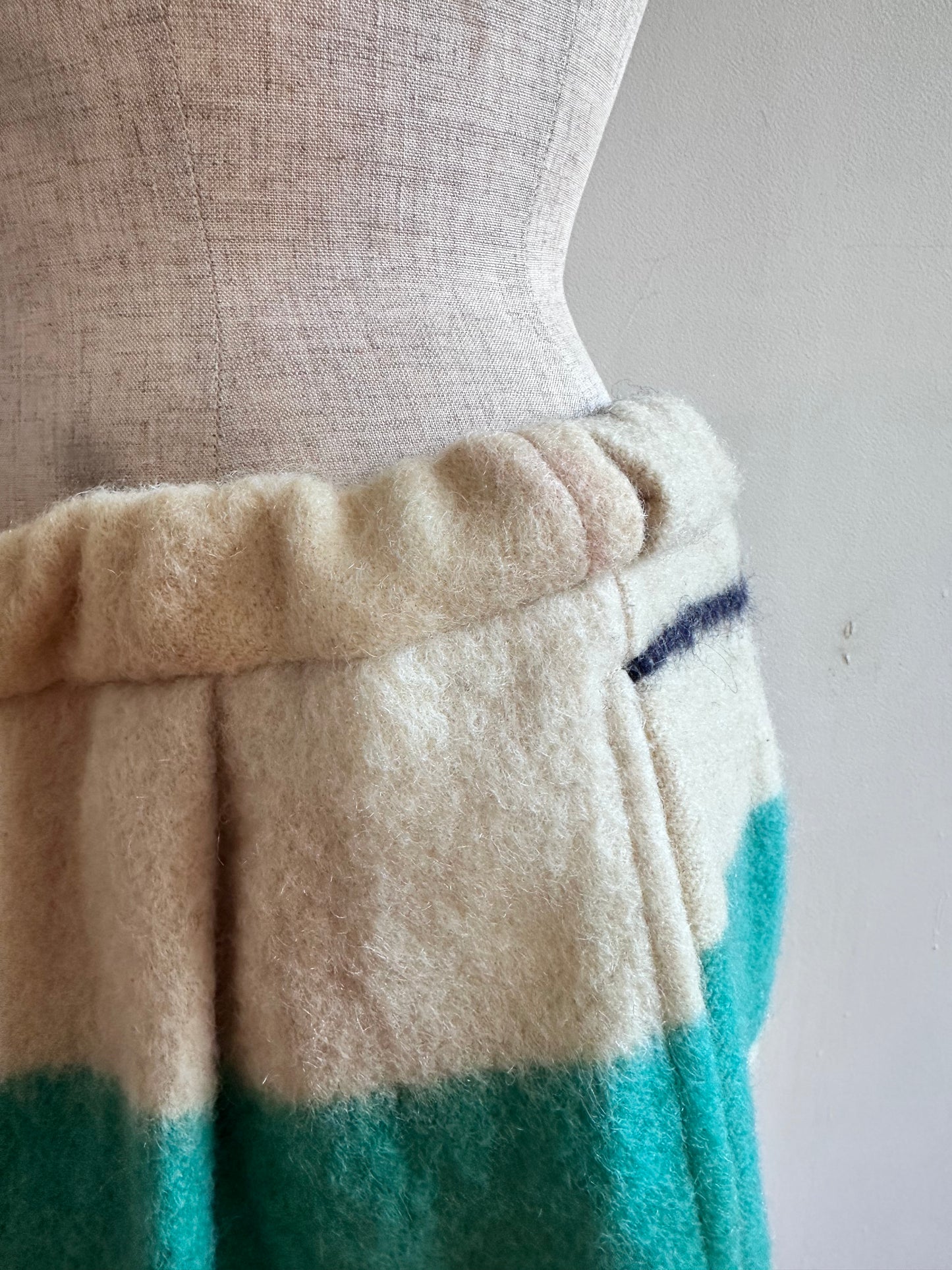 old blanket tuck wide pants