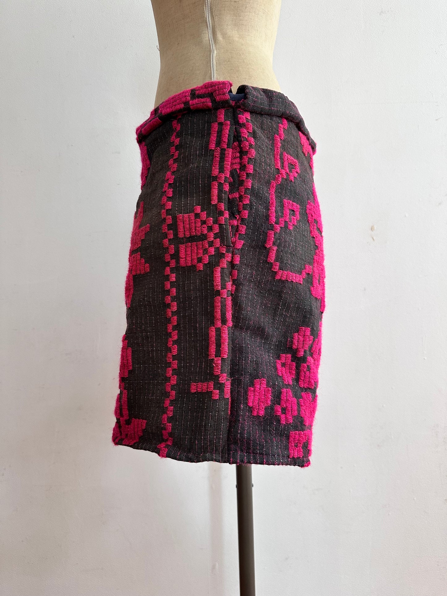 old coverlet short pants