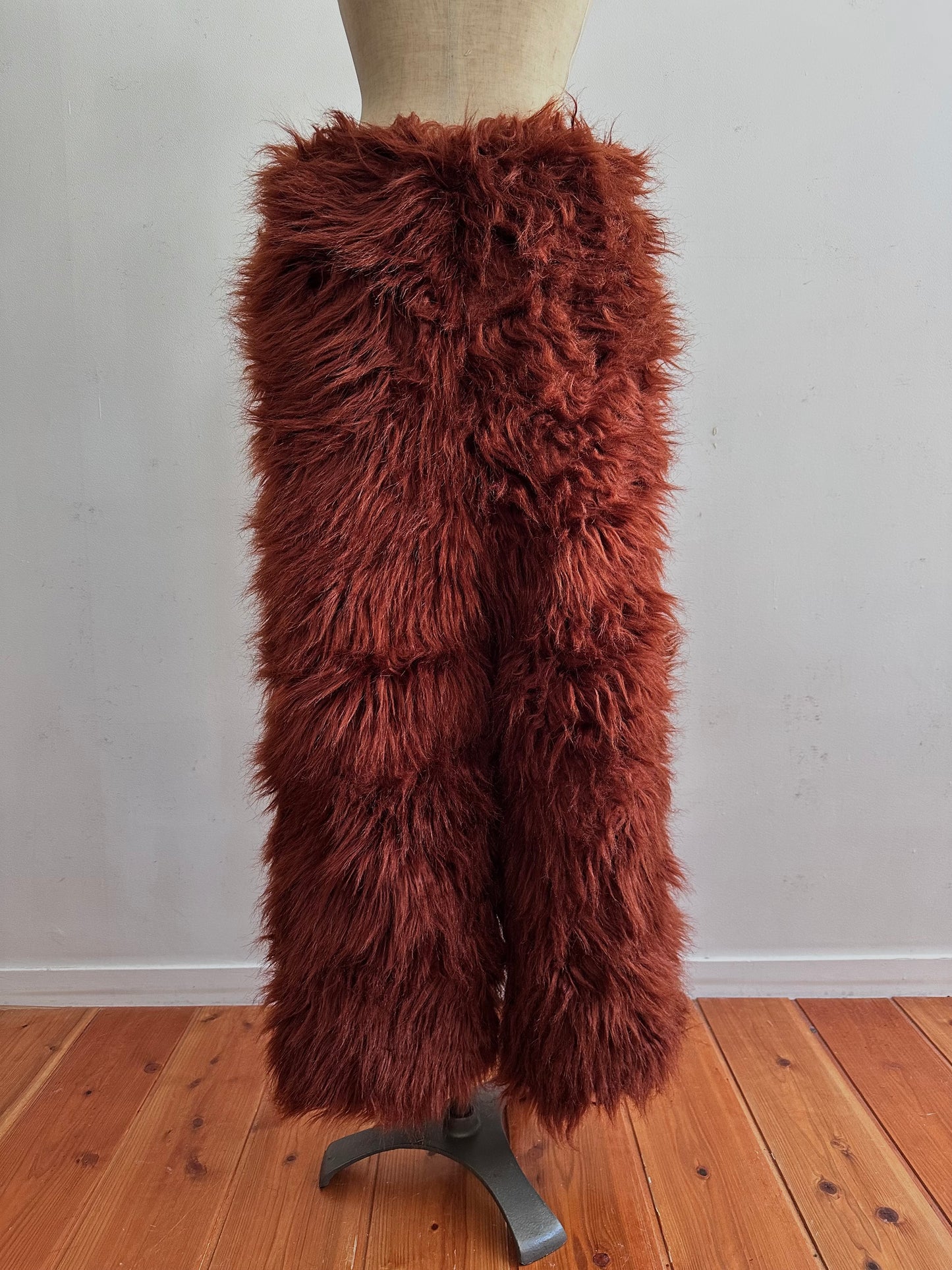 old fur pants / oran