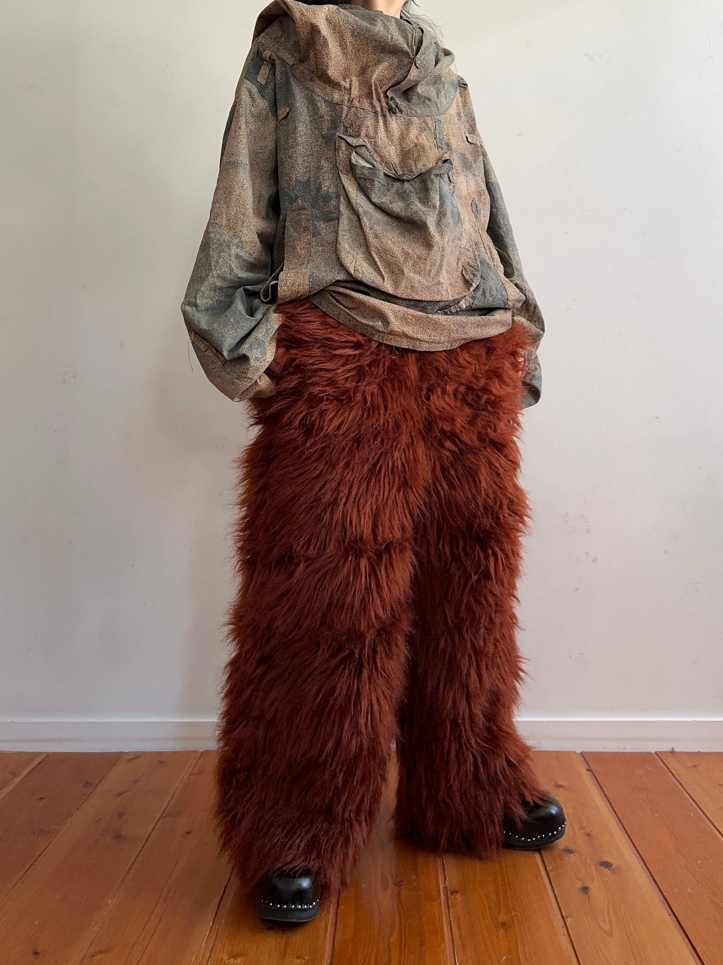 old fur pants / oran
