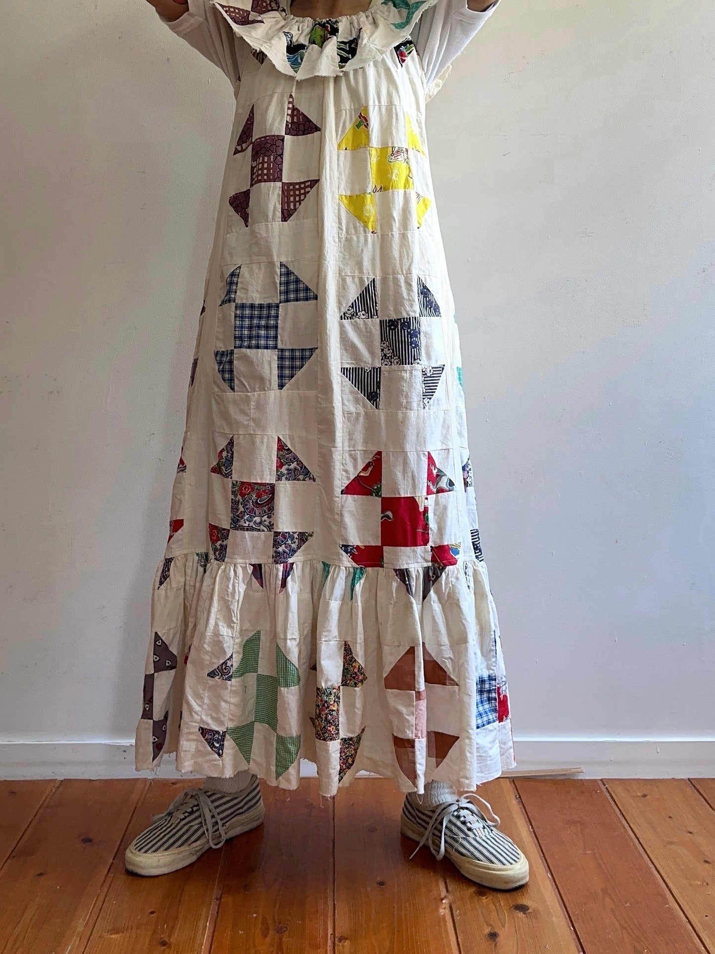 old quilt top frill dress / white