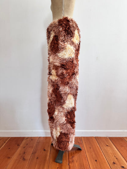 old fur pants / pudding