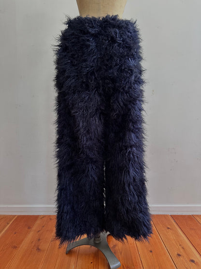 old fur pants / navy