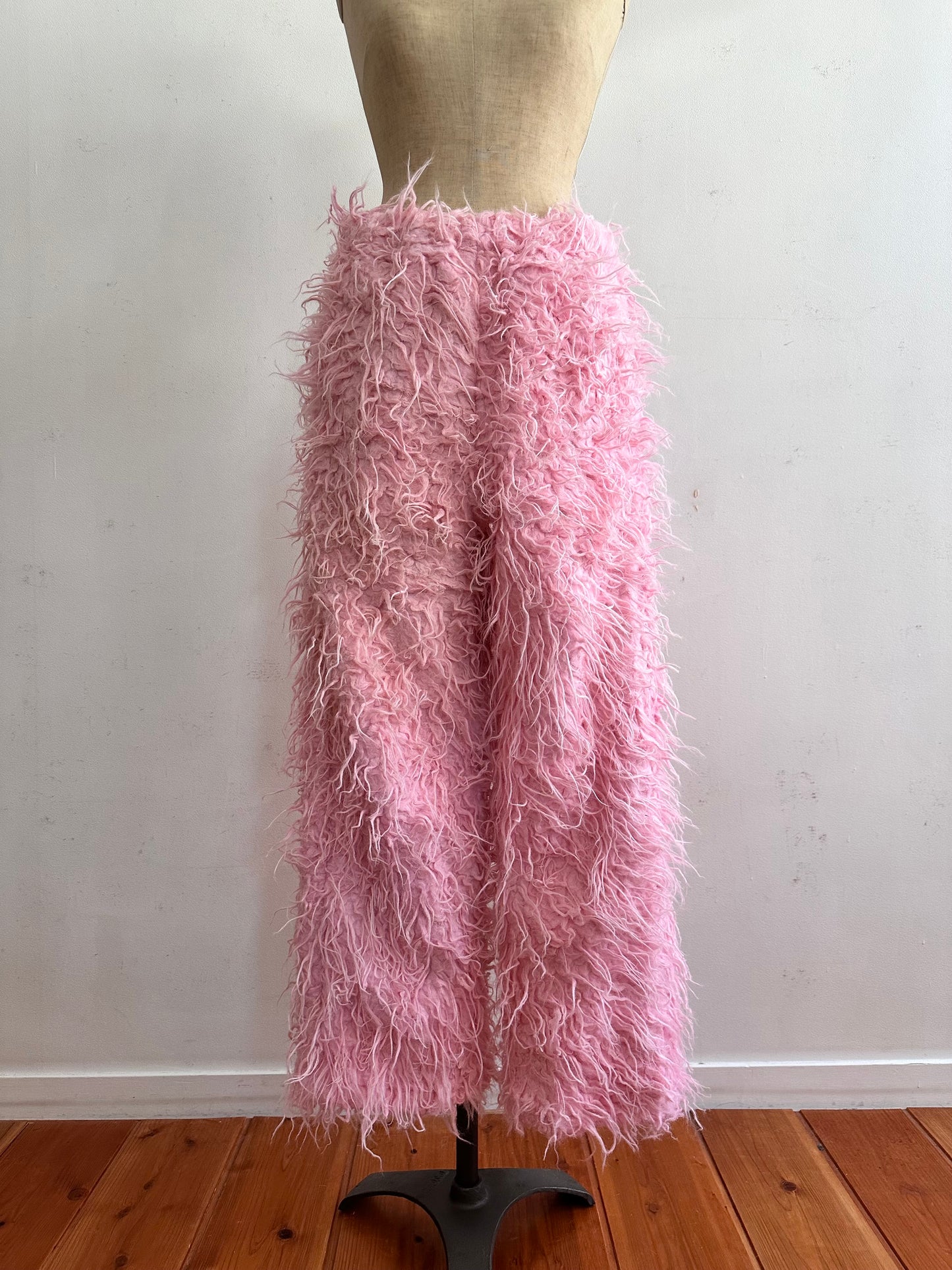 old fur pants / pink