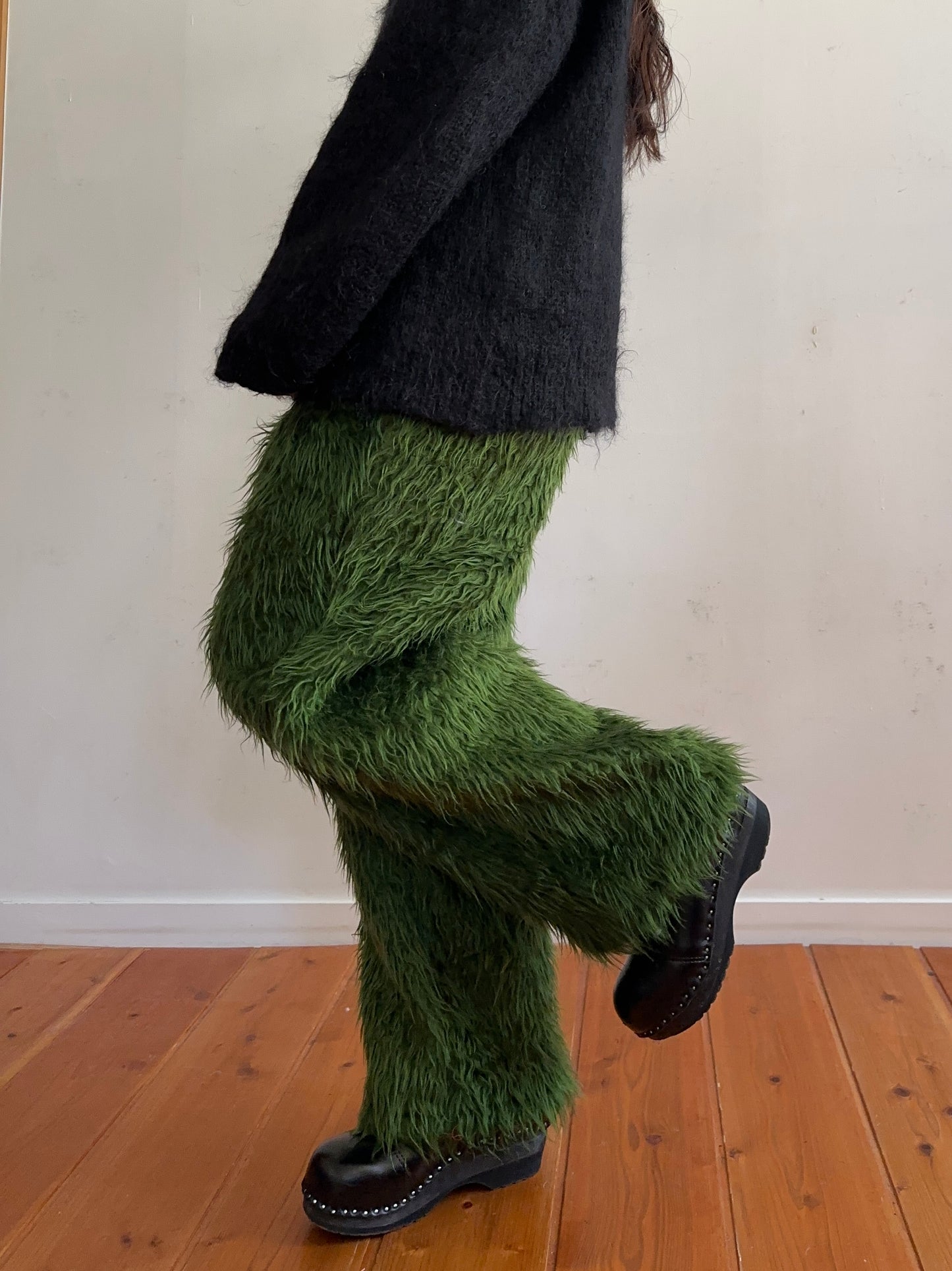 old fur pants / green