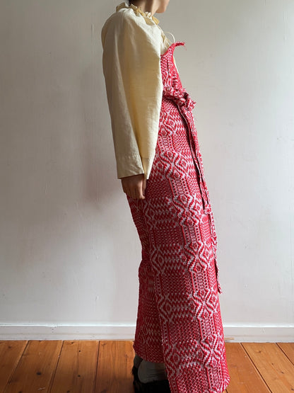 old coverlet wrap long skirt / red