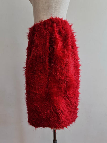 old fur short pants / wine