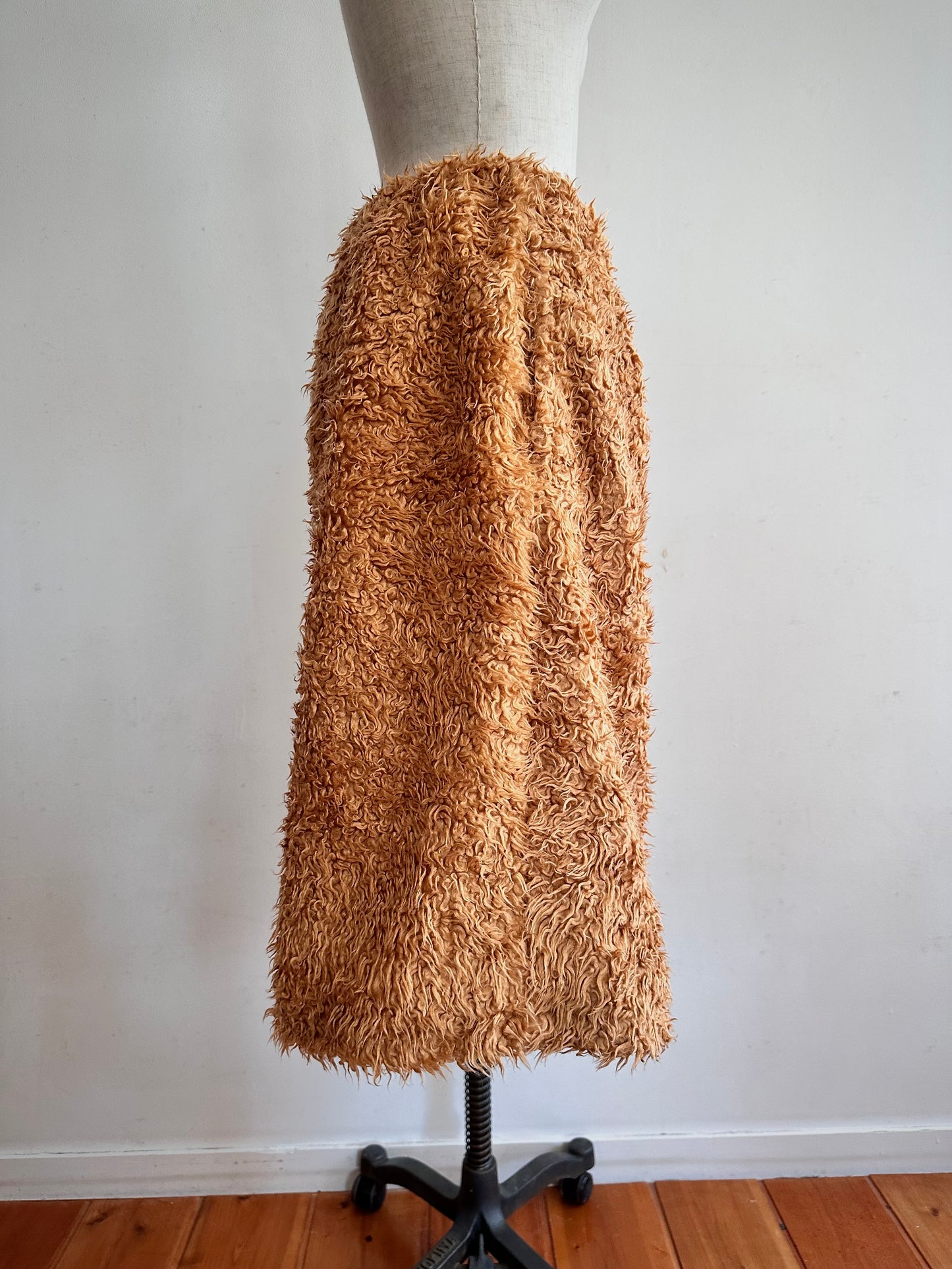 old fur half pants / apricot
