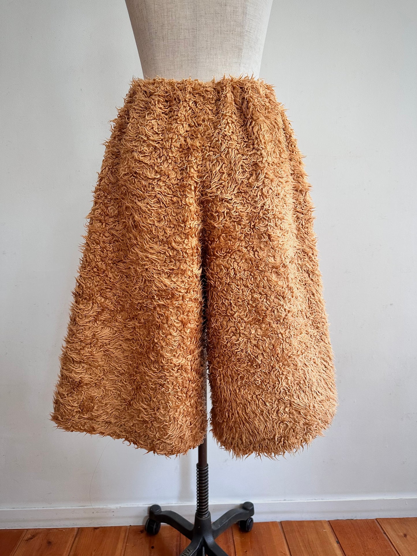 old fur half pants / apricot