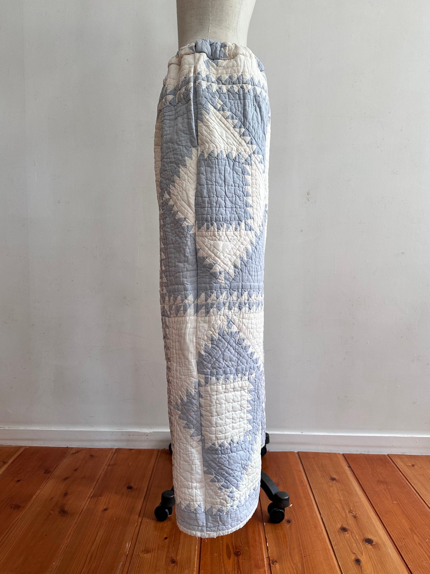 old quilt tuck wide pants